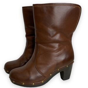 American Eagle - Chestnut Brown Short Boot - Size 6.5